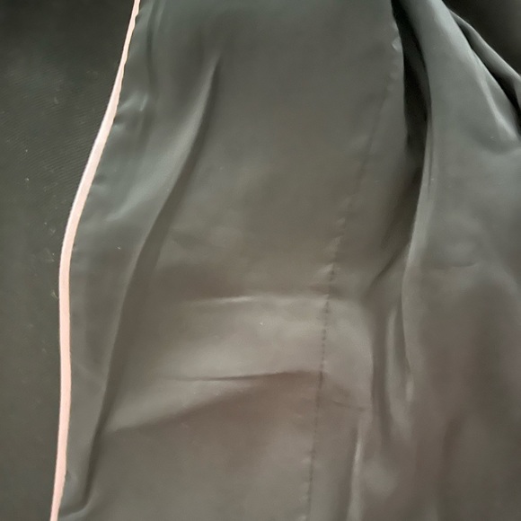 JCrew Black Blazer- Worn Once! Size 2 - Picture 2 of 3